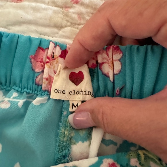 Blue Floral wide leg pants size S-M - Picture 2 of 4